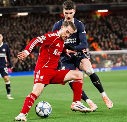 Liverpool Terpuruk, Arne Slot di Bawah Tekanan Usai Dibantai PSV 4-1 di Anfield