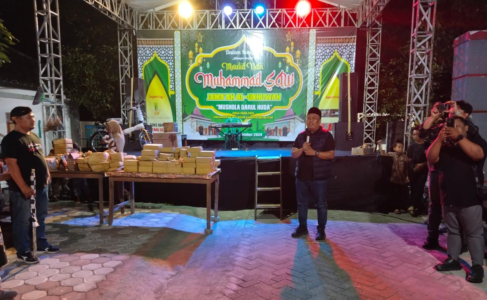 Cawabup Abdul Goni Rayakan Maulid Bersama Warga Blitar