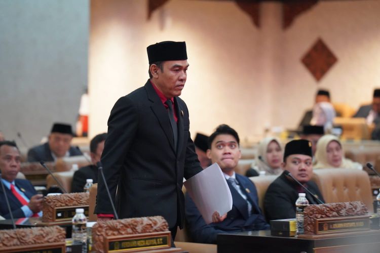 APBD 2026 Jawa Timur Harus Transparan dan Berpihak pada Rakyat Tegas Fraksi PDIP