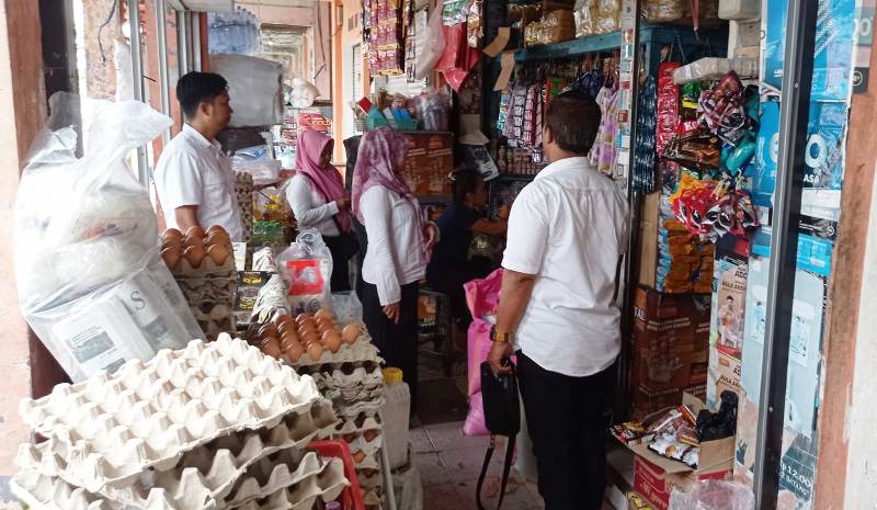 Gandeng Disperindag, Polres Bangkalan Cek Stok Ketersediaan Pangan di Pasar Induk Ki Lemah Duwur