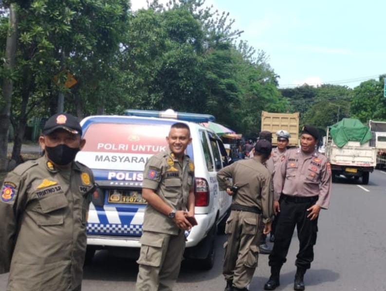 Polsek Tandes Gelar Patroli Antisipasi Premanisme dan Laka Lantas di Kawasan PKL Dadakan Margomulyo