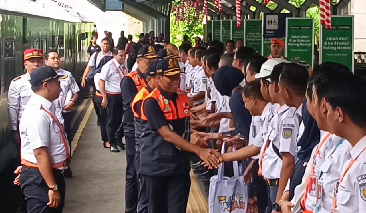 Optimalisasi Layanan dan Keselamatan, KAI Inspeksi Jalur Kereta Api Jelang Nataru