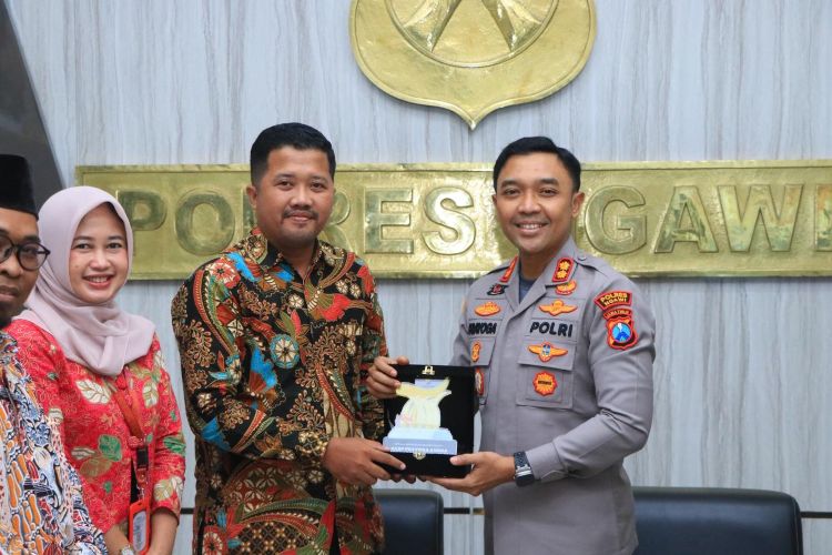 AKBP Prayoga Angga Terima Kunjungan Kerja Ketua KPU Kabupaten Ngawi