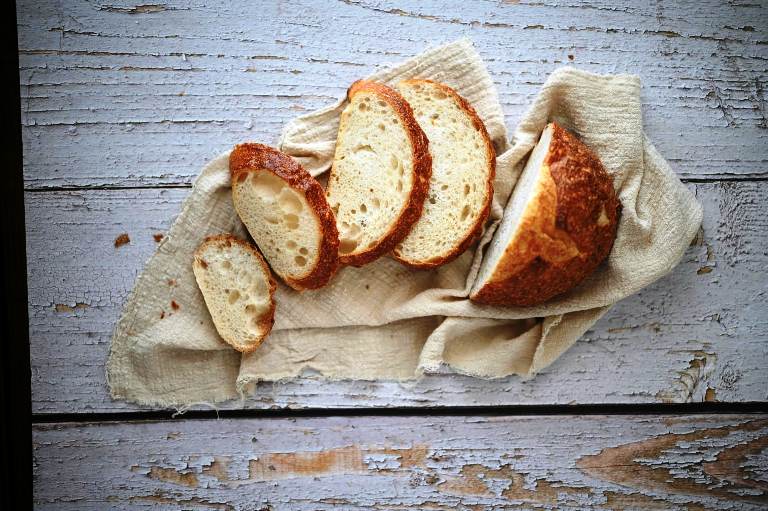 Roti Sourdough sebagai Roti Fermentasi Alami dengan Beragam Manfaat Kesehatan