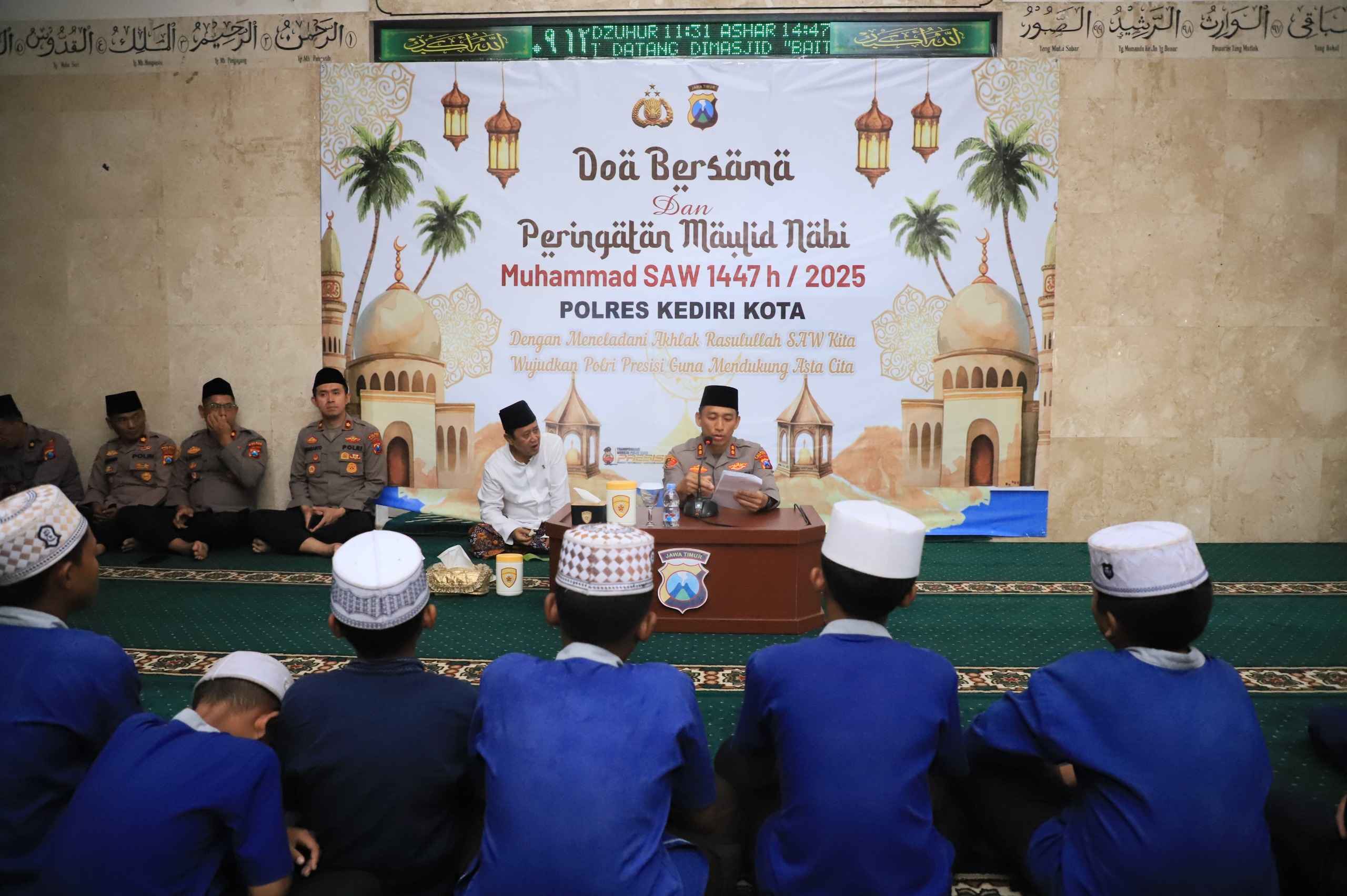 Peringati Maulid Nabi, Polres Kediri Kota Doa Bersama dan Santuni Anak Yatim