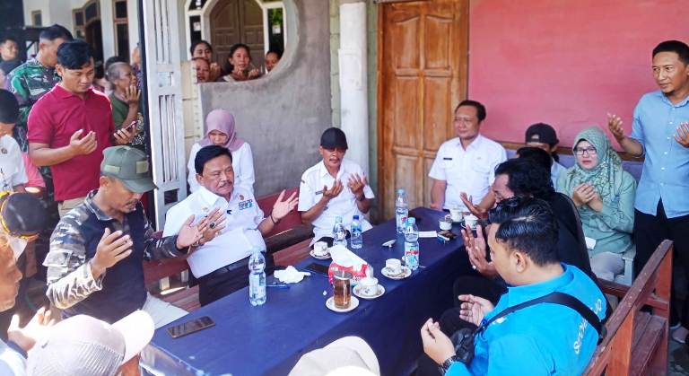 Kang Marhaen Segera Realisasi Perbaikan Jalan Rusak di Dusun Miren Nganjuk