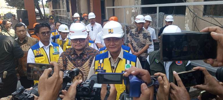 Menteri PU Kunjungi Kediri, Gedung Perkantoran Pemkab segera Dibangun Pemerintah Pusat 