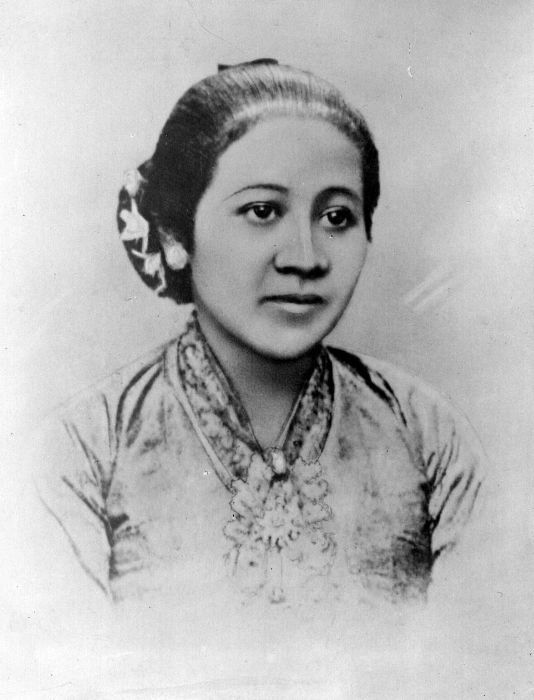 Refleksi Perempuan Masa Kini, Meneladani Sikap dan Perjuangan Kartini