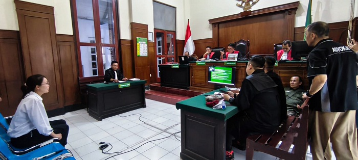 Gelapkan Perabot Rumah Kakak, Dituntut 3 Bulan Penjara 