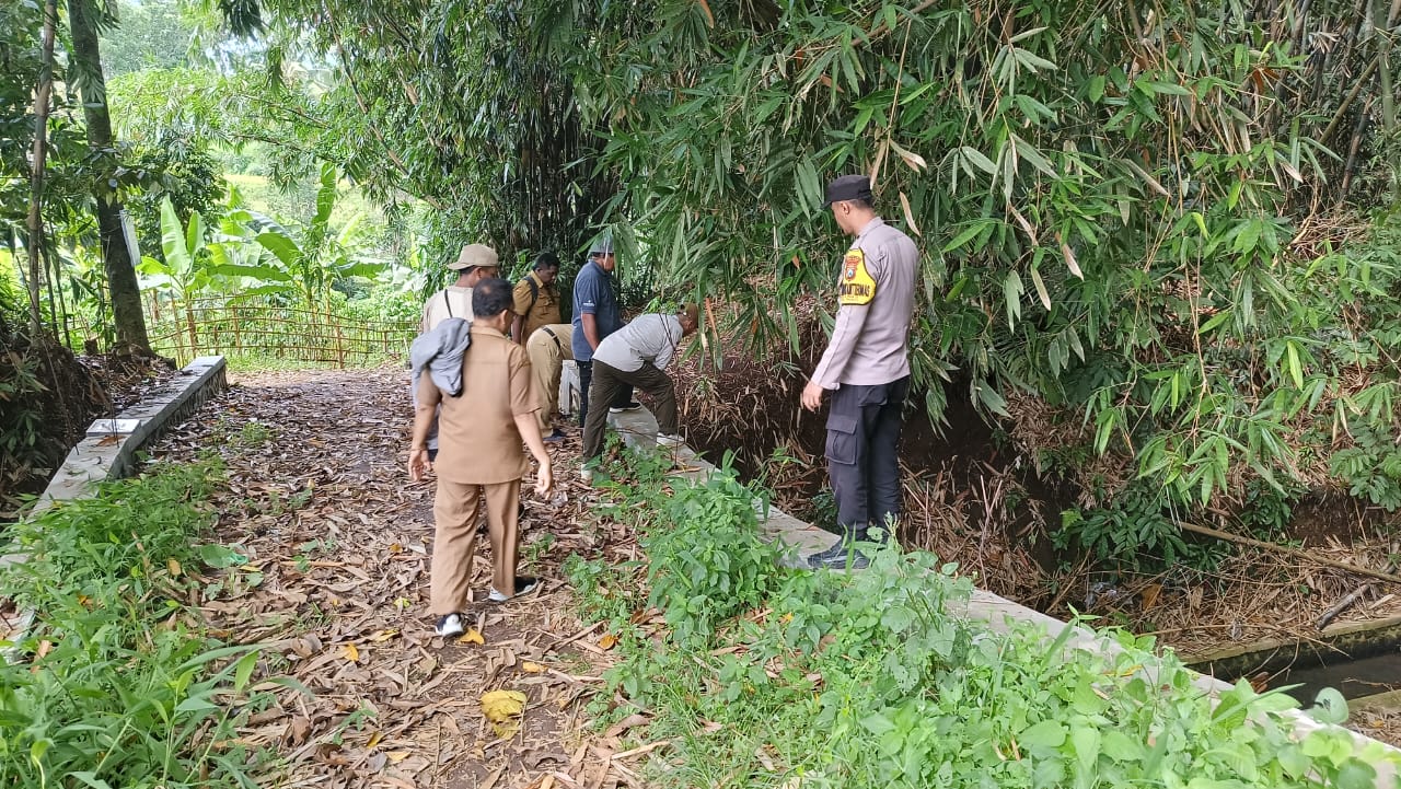 Tiga Pilar Desa Pakis Pastikan Pembangunan dari Dana Desa Tepat Sasaran