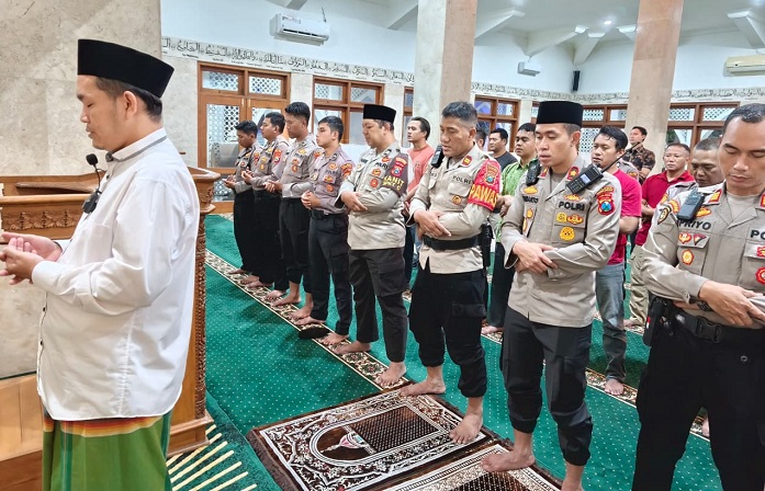 Polres Kediri Kota Gelar Salat Gaib untuk Affan Kurniawan