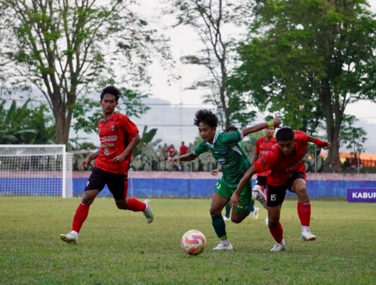 Drama Adu Penalti Porprov IX Jatim, Surabaya Sabet Emas Sepak Bola Usai Kalahkan Mojokerto