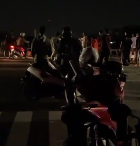 Aksi Warga Blokade Jalan Lingkar Utara, Begini Penjelasan Dishub dan Polres Lamongan