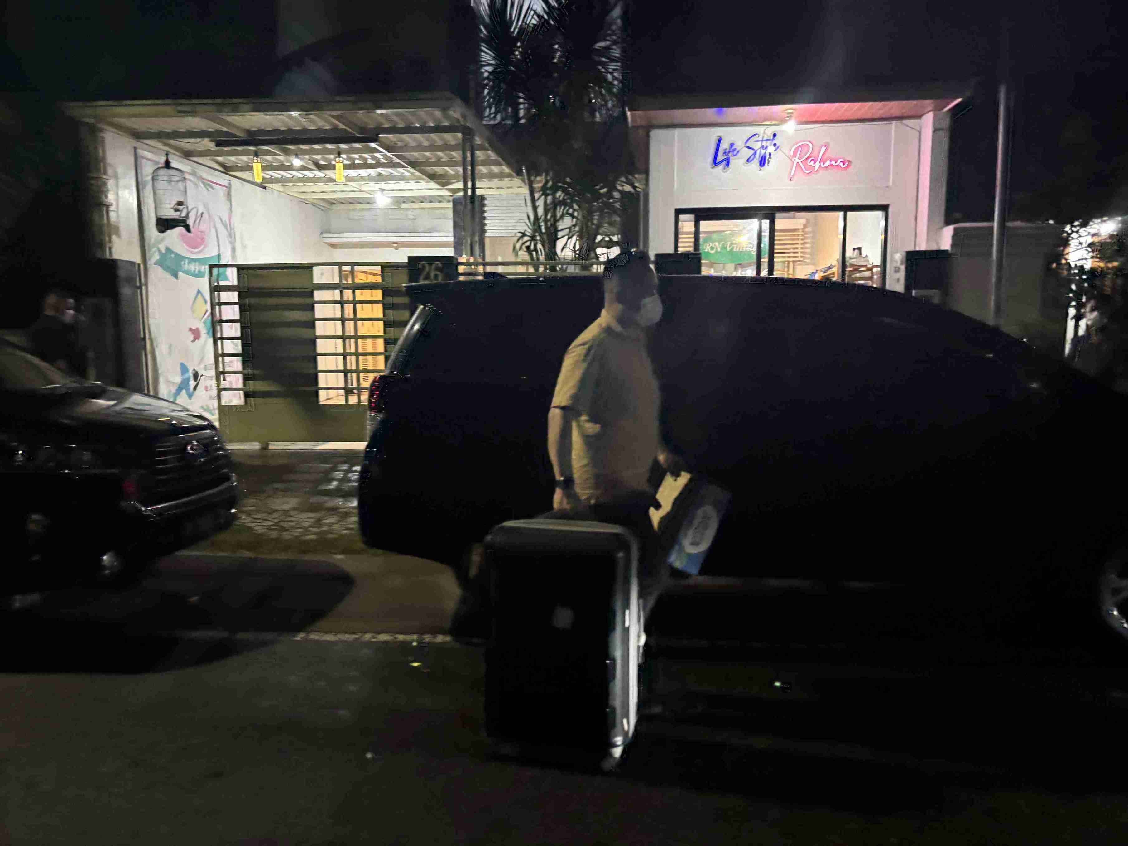 KPK Perluas Pengeledahan di Madiun: Mobil Mewah, Uang, Hingga Dokumen Turut Disita