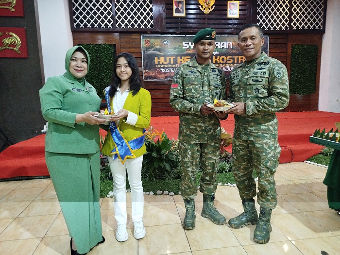 Syukuran HUT Ke-64 Kostrad, Brigif Raider 9/2 Kostrad Beri Penghargaan Prajurit Berprestasi