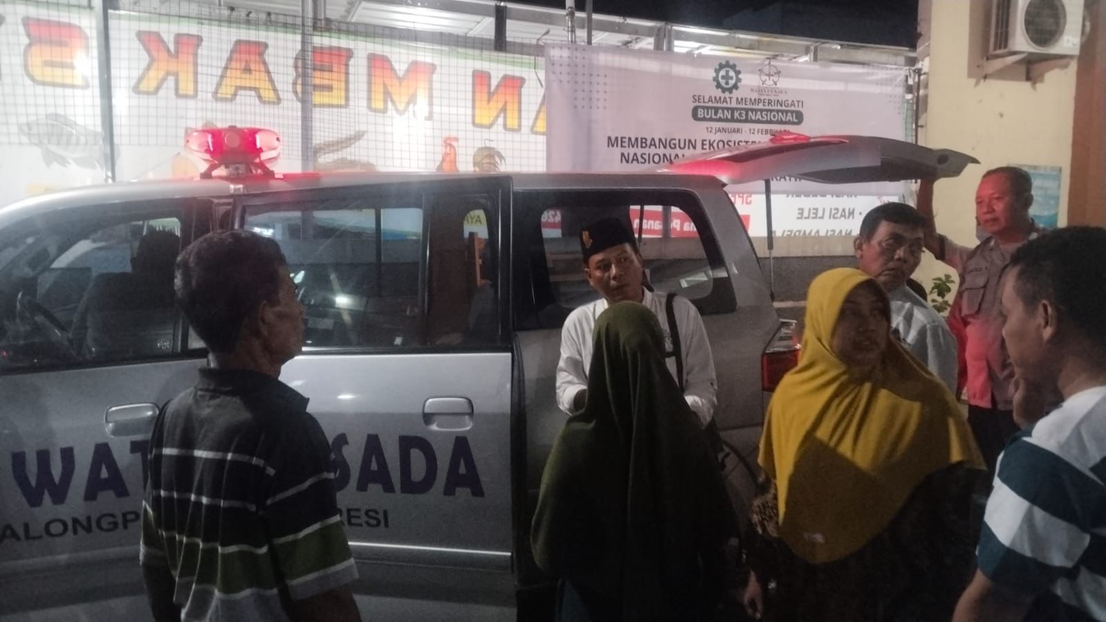 Sedang Mencari Takjil, Pejalan Kaki Meninggal Dunia Tertabrak Motor di Balongpanggang Gresik