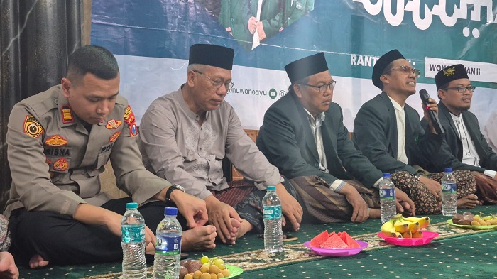 Kapolsek Wonoayu Hadiri Lailatul Ijtima di Wonoayu untuk Perkuat Sinergitas dengan Tokoh Agama