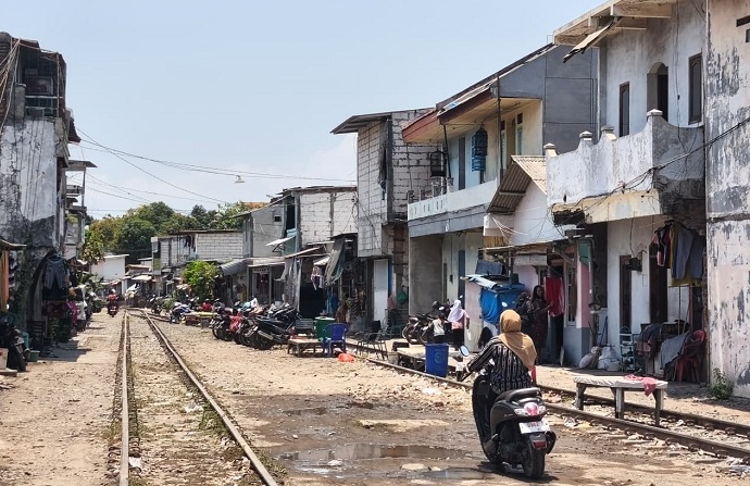 Miris, Janda Lansia di Jalan Tapak Siring Surabaya Luput dari Bansos