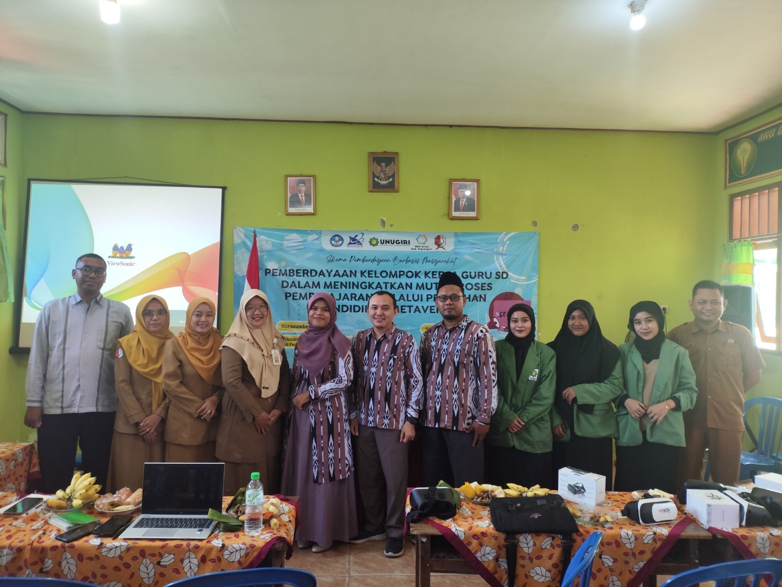 Tim PkM UNUGIRI Bojonegoro Sukses Gelar Pelatihan dan Pendampingan Teknologi Metaverse 