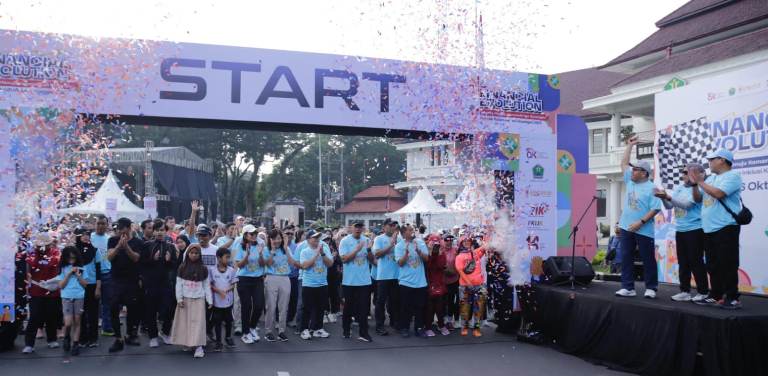 Ribuan Warga Meriahkan Puncak Bulan Inklusi Keuangan 2025 OJK Malang