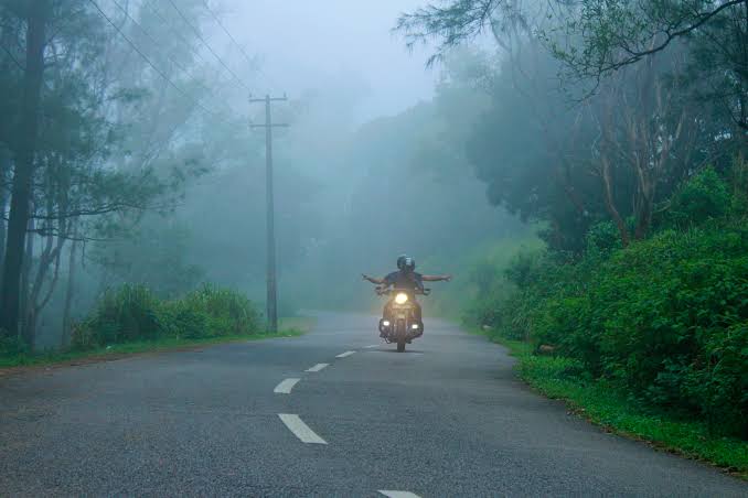 Prakiraan Cuaca Jatim 5 April 2026 Dua Wilayah Diprediksi Berkabut