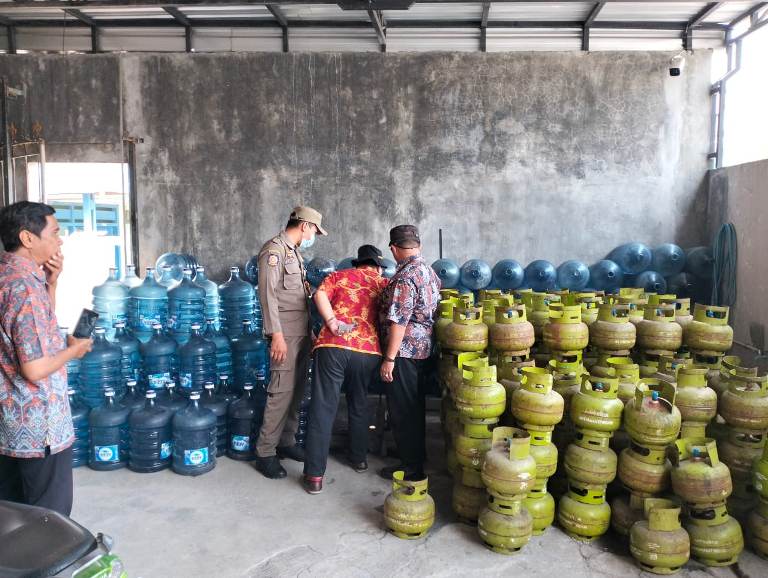 Pemkot Surabaya Imbau Warga Tidak Panic Buying Pasca Perubahan HET Elpiji 3 kg