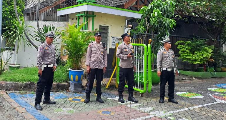 Polsek Benowo Tingkatkan Keamanan Lewat Patroli KRYD di Perumahan Wisma Tengger Surabaya