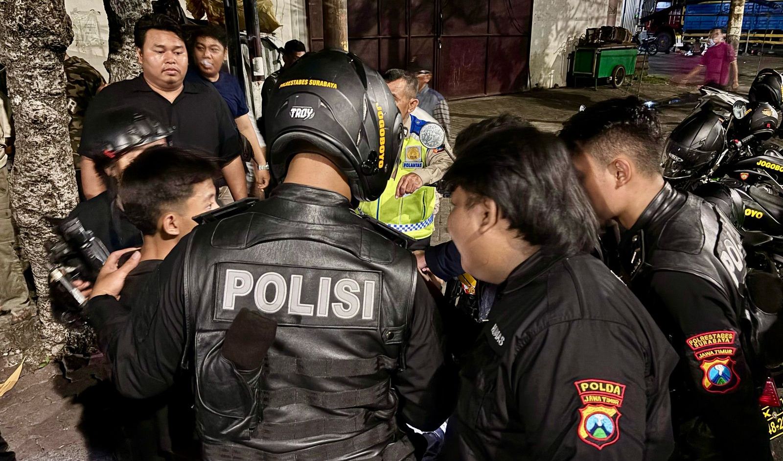 Hendak Tawuran di Ngagel, Tim Jogoboyo Amankan 3 Remaja Kelompok Gangster