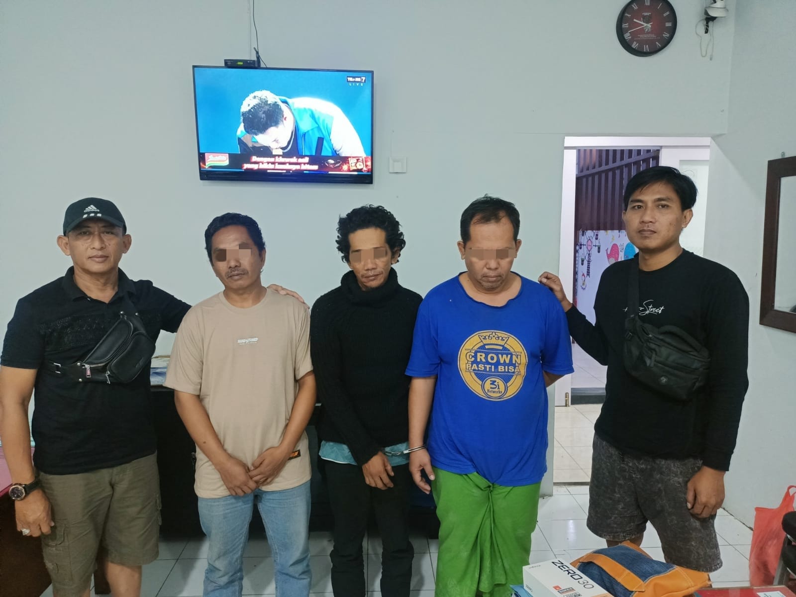 Motor Digondol saat Ditinggal Salat, Pencuri dan Penadah Ditangkap