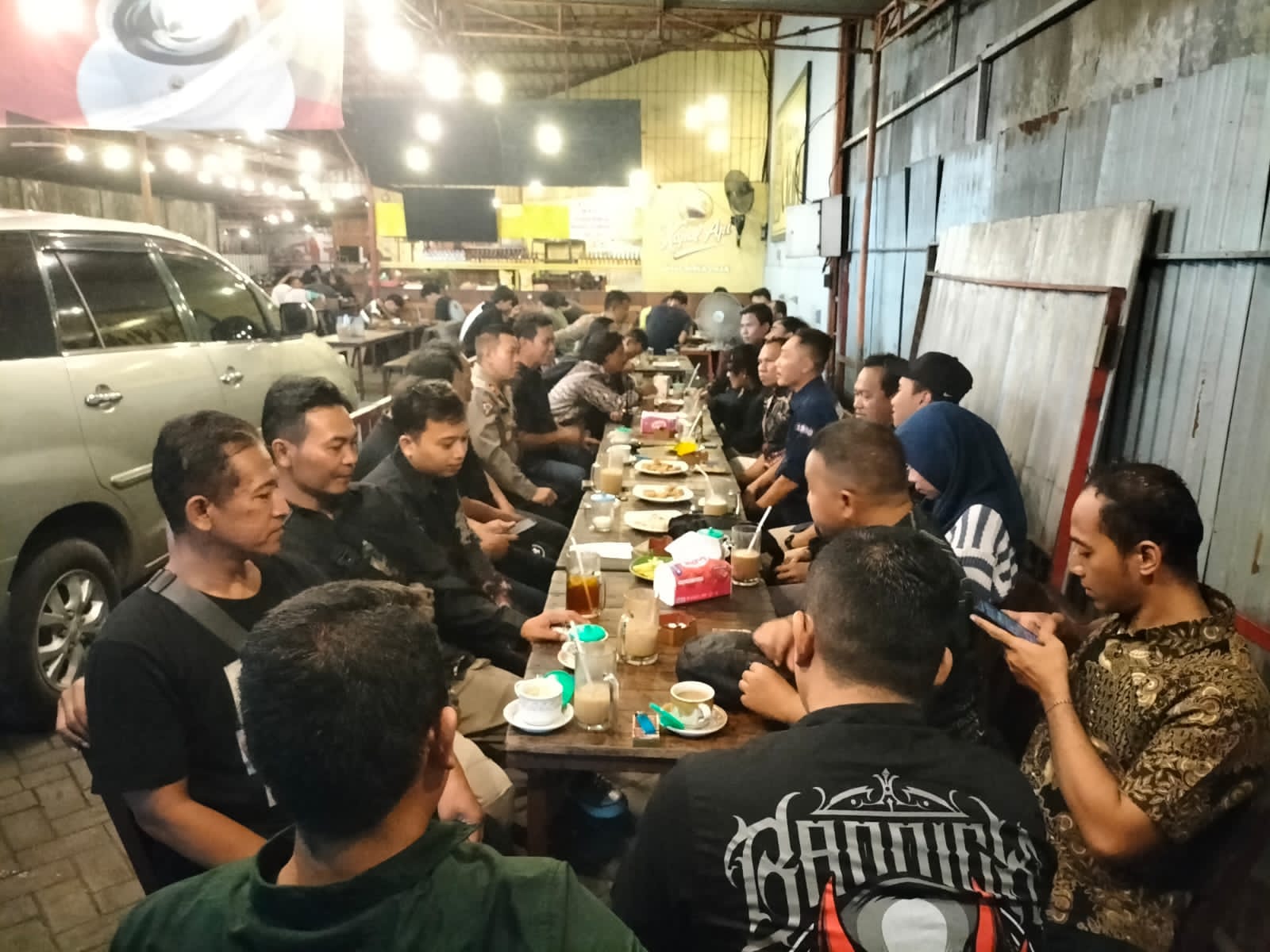 Silaturahmi Kapolsek Tenggilis Mejoyo Bersama Perguruan Pencak Silat Hasilkan Situasi Kondusif