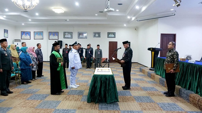 Edi Sunaryo Resmi Jabat Pj Kades Yosowilangun Kidul