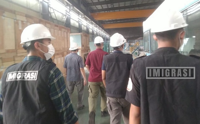 Imigrasi Tanjung Perak Gencarkan Operasi Wira Waspada 2025, Sasar WNA di Berbagai Sektor