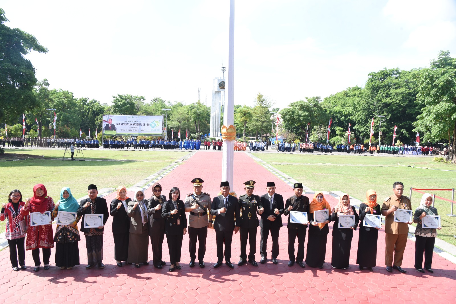 Pemkab Sidoarjo Beri Penghargaan Peduli Pembangunan Kesehatan