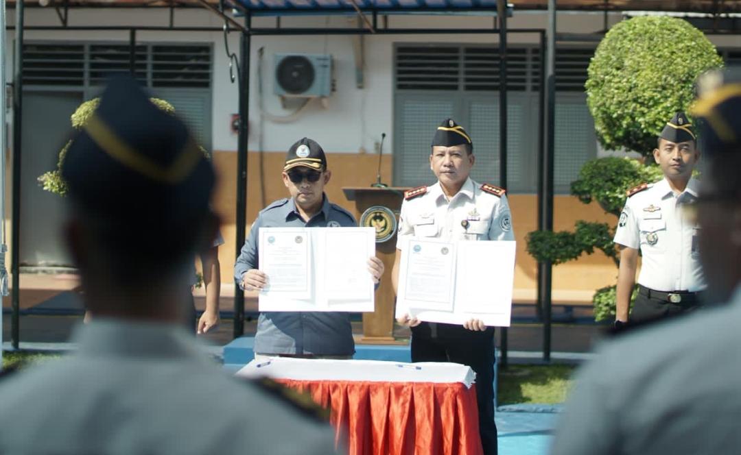 Komitmen Bersih Narkoba, Lapas Bojonegoro Gelar Ikrar dan Tes Urine Massal