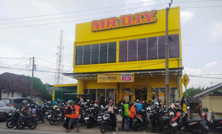 Operasional Mr DIY Disorot, Pakar Hukum Desak Pemkab Jombang Konsisten Tegakkan Perda