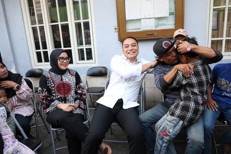 Lewat Penguatan Anak dan Orang Tua, Wali Kota Eri Cahyadi Dengarkan Curhat Anak SD yang Rindu Ayahnya