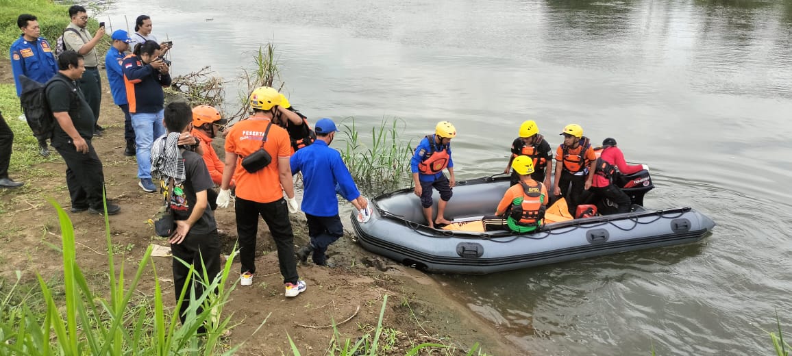 Warga Bendosari Ngantru Geger Mayat Mengapung di Sungai Brantas   