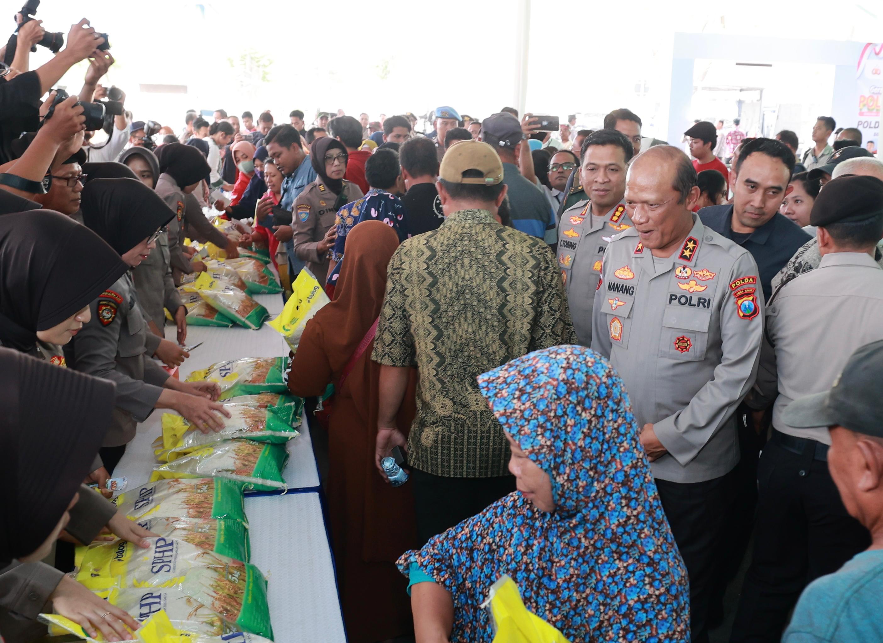 Polda Jatim Geber Gerakan Pangan Murah di Sidoarjo