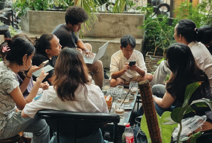 Dari Secangkir Kopi, Anak Muda Temukan Ruang untuk Berkawan, Berdiskusi, dan Berkarya