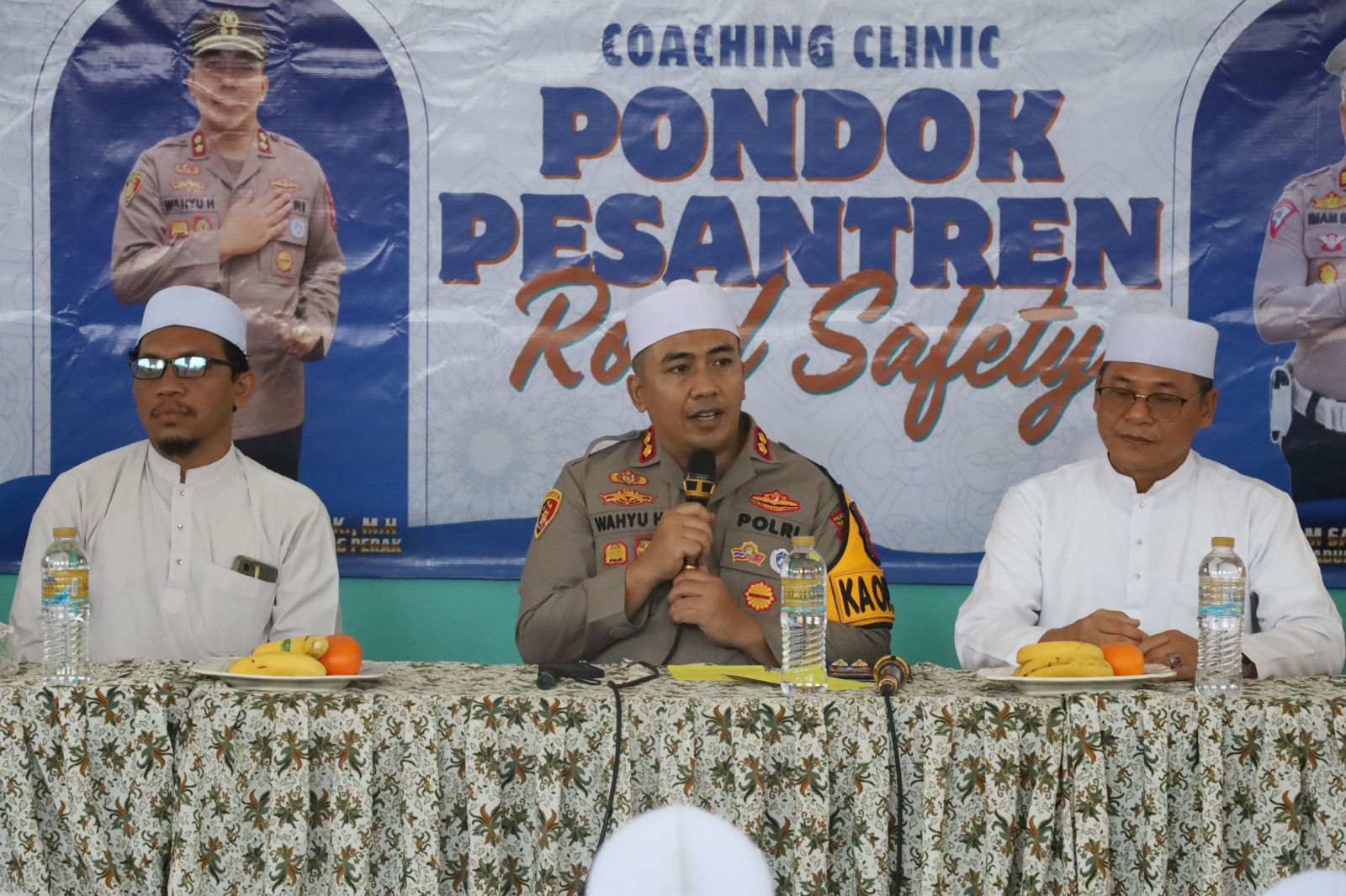 Pererat Silaturahmi, Kapolres Pelabuhan Tanjung Perak Sambangi Ponpes Al-Fitrah Kenjeran