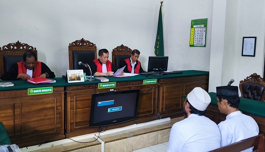 Mabuk Curi Road Bike Rp 19 Juta, Dua Pria Dihukum 3 Tahun Penjara