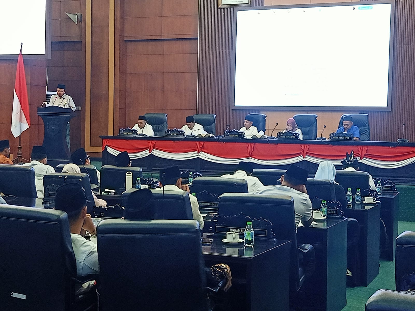 Paripurna Raperda APBD 2026, Sejumlah Fraksi DPRD Jombang Sampaikan Pandangan Umum