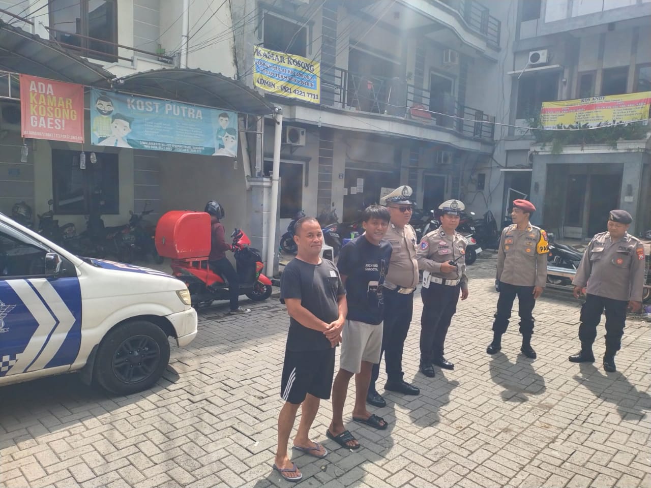 Antisipasi Rumah Kosong Saat Mudik, Polsek Wonocolo Intensifkan Patroli