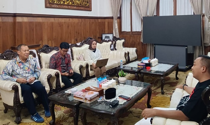 Direktur KLH RI Dampingi Pengelolaan Sampah di Situbondo