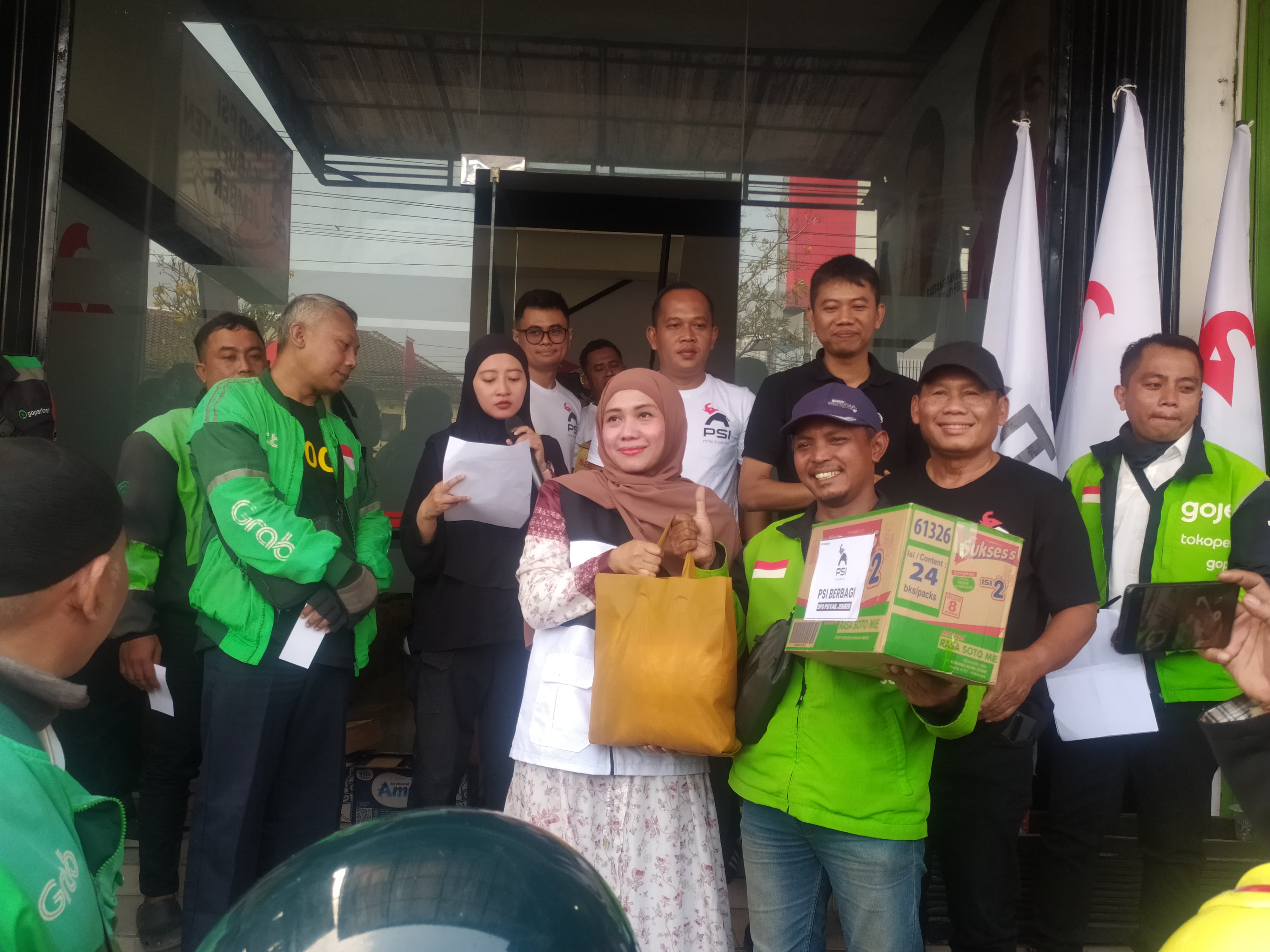 Nasib Ojol Jember di Ujung Tanduk, DPD PSI Siap Pasang Badan Suarakan Hak Driver