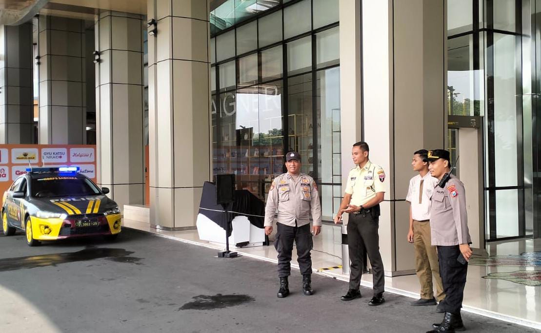 Polsek Gayungan Tingkatkan Patroli, Antisipasi 3C di Pusat Perbelanjaan