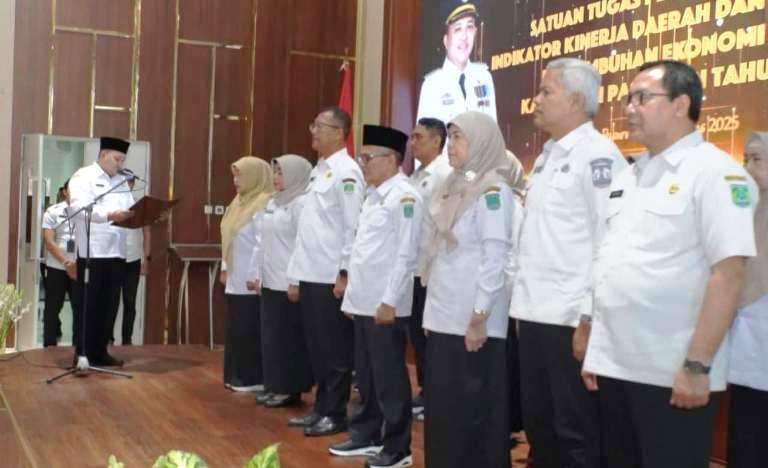 Bupati Pasuruan Minta Satgas Berjuang Maksimal