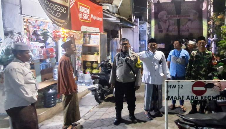 Polsek Sawahan Amankan Maulid Nabi di Ponpes Syifaul Qulub Surabaya