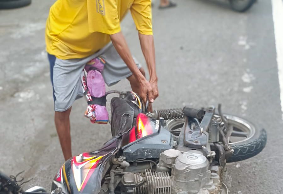 Gagal Nyalip, 2 Sepeda Motor Kecelakaan di Driyorejo Gresik, 4 Orang Terluka