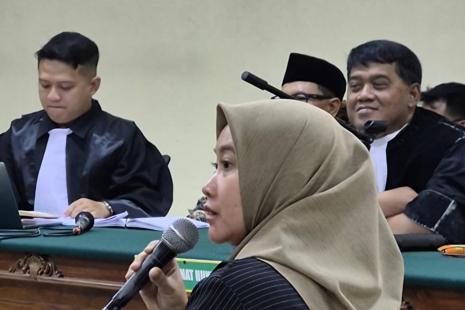 Sidang Ke-5 Kasus Maidi Madiun Cs (7): Material Paving TPA Winongo Sudah Terpasang Tapi Belum Lunas